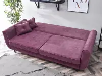 Sofa rozkładana BLINK WRZOSOWA z poduchami do salonu - funkcja spania