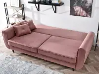 Sofa glamour BLINK PUDROWY RÓŻ z weluru rozkładana - funkcja spania
