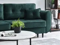 Sofa welurowa BLINK BUTELKOWA ZIELEŃ rozkładana z poduchami - komfortowa bryła