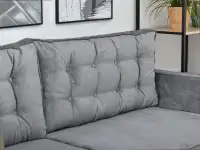 Sofa rozkładana LAVIA SZARA tapicerowana tkaniną - pikowane poduszki