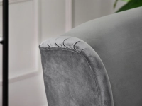 Mała sofa styl skandynawski MALMO SZARA I BUKOWE NÓŻKI - sofa uszak