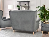Mała sofa styl skandynawski MALMO SZARA I BUKOWE NÓŻKI  - sofa wolnostojąca