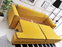 Żółta sofa Miss Bibi - duży pojemnik na pościel