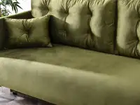 Stylowa kanapa do salonu MOLLY OLIWKOWA wolnostojąca - wygodne siedzisko