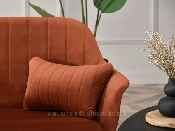 Komfortowa sofa do salonu 