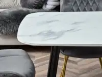 Stół z marmurowym blatem LORENZO BIAŁY NA CZARNYCH NOGACH - solidne wykończenie