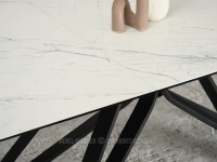 Stół z blatem kamiennym rozkładany VENOSA BIAŁY MARMUR - charakterystyczne detale