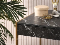 Stylowe biurko UNIF CZARNY MARMUR - ZŁOTY STELAŻ - gładka powierzchnia, łatwa do czyszczenia 