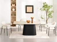 Stylowy ceramiczny stół BEŻ TRAWERTYN ORVIN CZARNE DREWNO - w aranżacji z krzesłami ERWIN