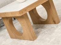Stylowy kwadratowy stolik kawowy BIAŁY MARMUR PRESTON DĄB - designerska, ażurowa podstawa w dębowym kolorze