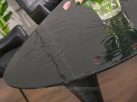 Stół z efektem kropli wody ANTRACYT WATERDROP TIZIAN CZARNY ANTIC - efektowny blat z wzorem koncentrycznych okręgów