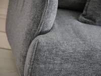 SZARA sofa z funkcją spania MONZA SZENIL CZARNE NOGI - stylowa tkanina