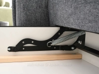SZARA sofa z funkcją spania MONZA SZENIL CZARNE NOGI - elementy montażowe