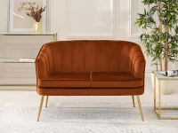 Wygodna sofa dwuosobowa ESTEL MIEDZIANY WELUR - ZŁOTY - sofa z dwiema miękkimi poduszkami 