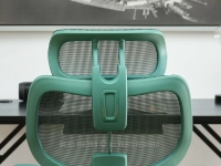 Wygodny fotel zielony do pracy przy komputerze HANOI - charakterystyczne detale
