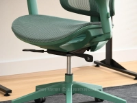 Wygodny fotel zielony do pracy przy komputerze HANOI - regulacja wysokości