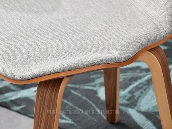 Krzesło drewniane do jadalni, które zapewni Ci funkcjonalność i styl!